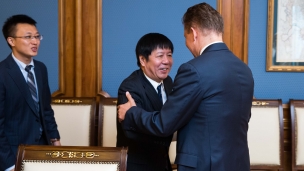 Huang Weihe, Vice President of PetroChina met with Alexey Miller, Chairman of Gazprom’s Management Committee (Photo: Gazprom) Huang Weihe, Vice President of PetroChina met with Alexey Miller, Chairman of Gazprom’s Management Committee (Photo: Gazprom)
